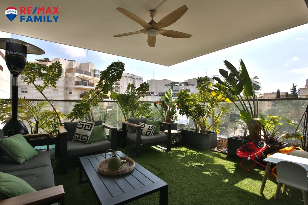 0b13358c-9805-4176-a606-58f8f5c7cffb