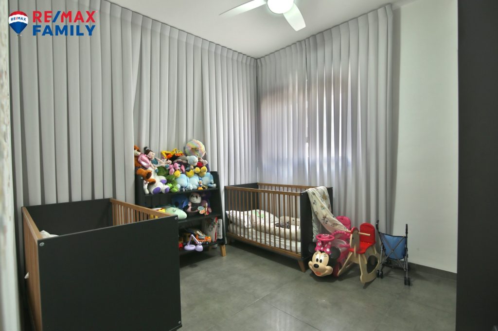 256f31bf-30a6-4b2e-893f-94d0de2f0726