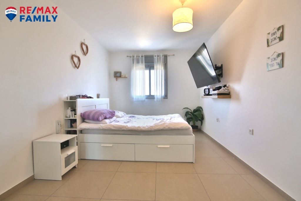 03741e6c-287f-41aa-8bcb-955138039bb5