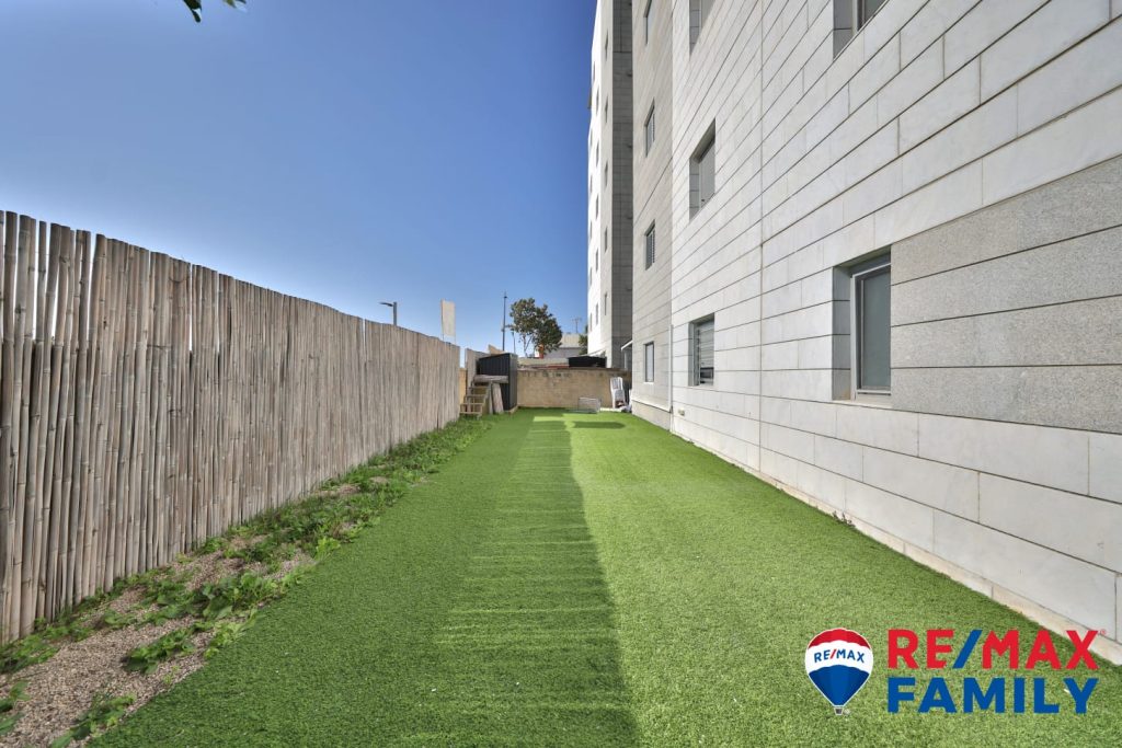 189700db-6e7a-4394-9892-152fe54a058a