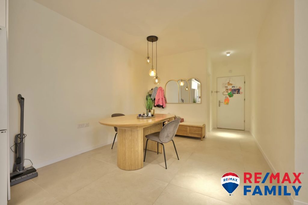 2cb6476c-3894-4f81-b18d-d52c20bb8e29