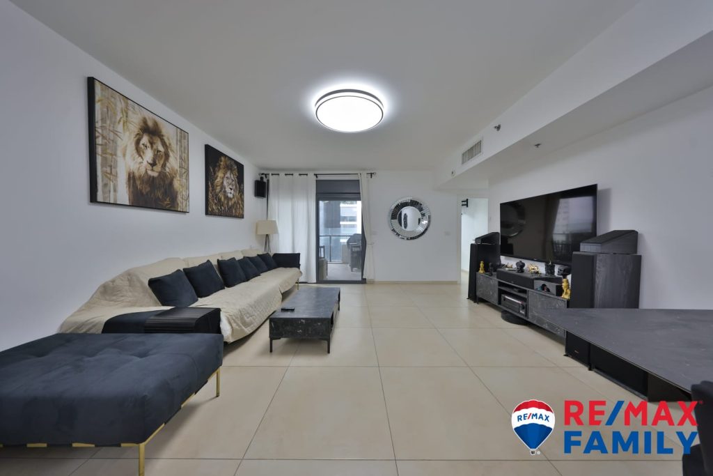 7e3be20b-b232-4192-8054-8077d31fec82