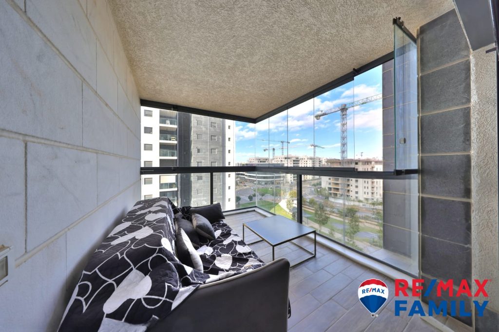 be64718e-a92e-4bb3-bc2d-d11d5fa4dca5