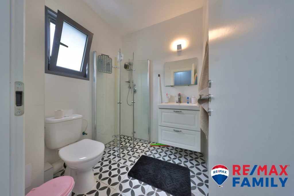 c54c1b1c-5bd6-4f3d-9feb-4d12aff1412a