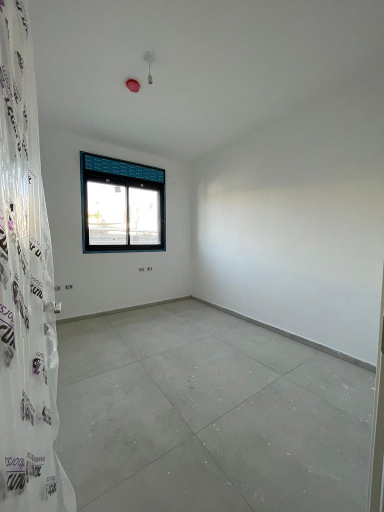 fbe35d34-d747-41c1-bd47-ad9cde54c4cb